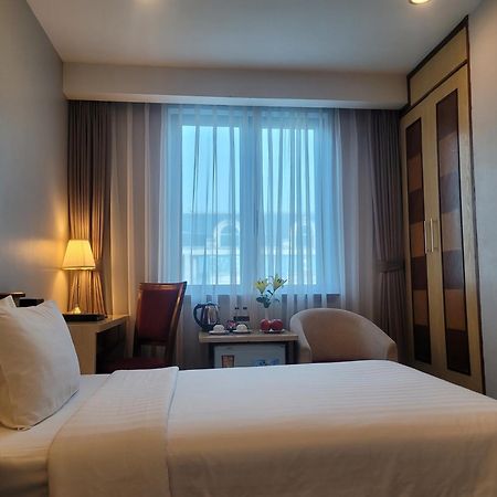 Luxeden Hotel Hanoi Exterior photo
