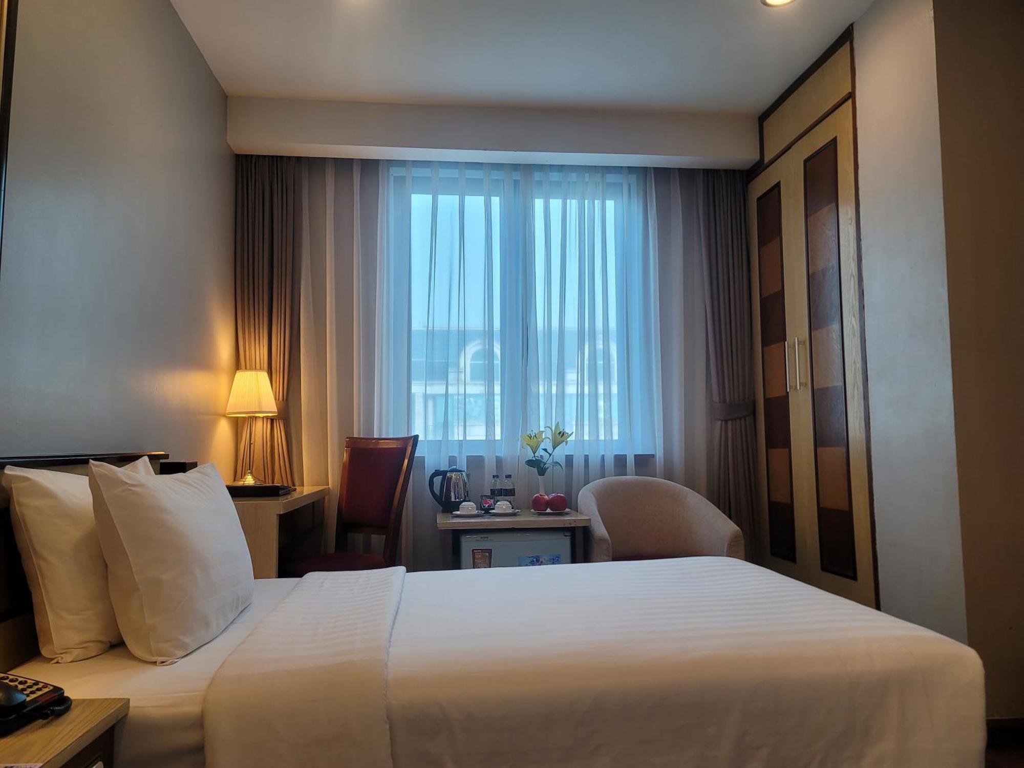 Luxeden Hotel Hanoi Exterior photo